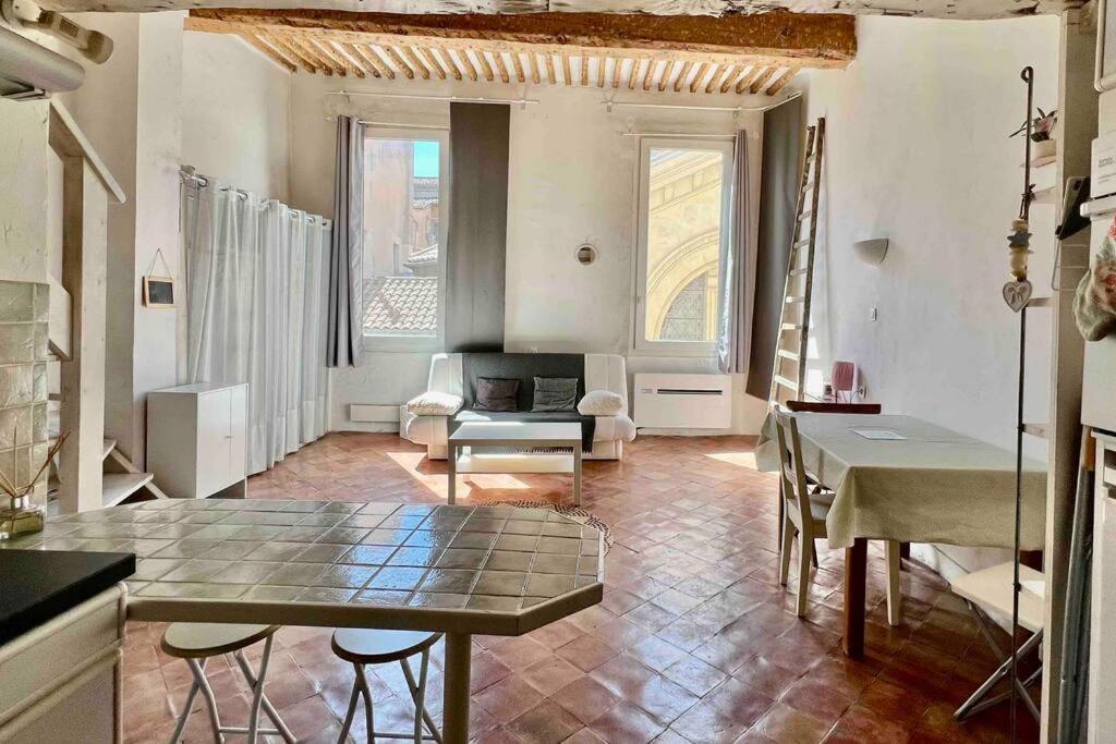 Appartement De Charme Au Coeur D'Aix Экс-ан-Прованс Экстерьер фото